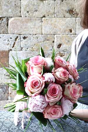 Şakayık ve Gül Gelin Buketi