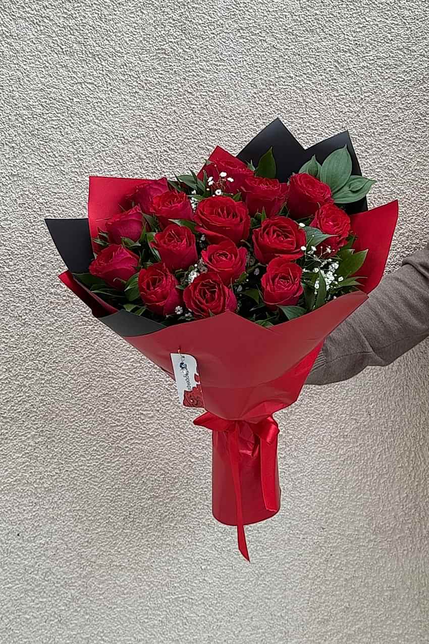 Sen Başkasın 15 Gül