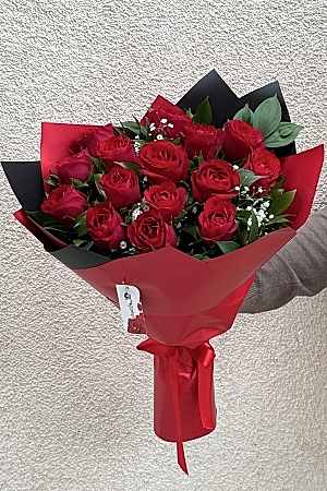 Sen Başkasın 15 Gül